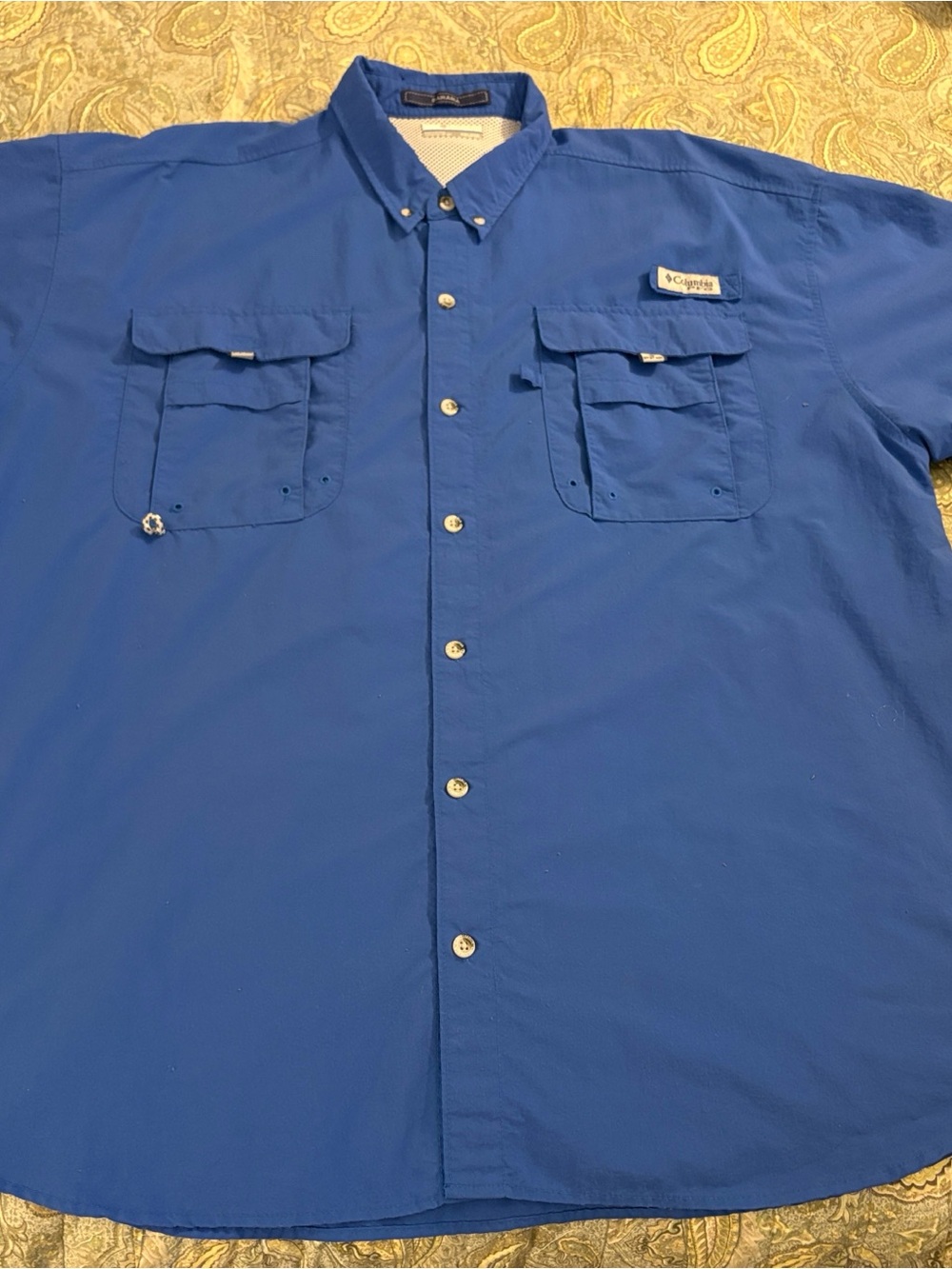 Columbia Men's Button-Down Fishing Shirt in Blue